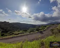 Terrain, 8 900 m²