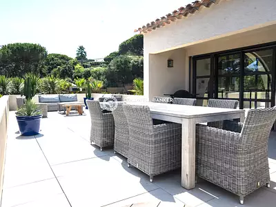 Maison, 260 m²