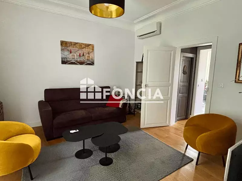 Maison, 254 m²