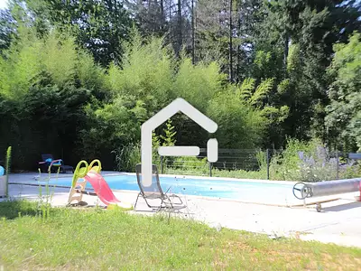 Maison, 240 m²