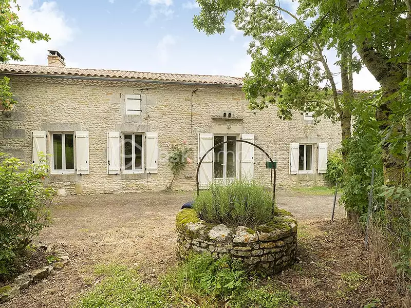 Maison, 300 m²