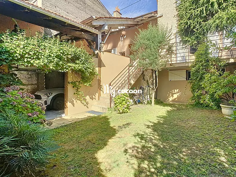 Maison, 89 m²