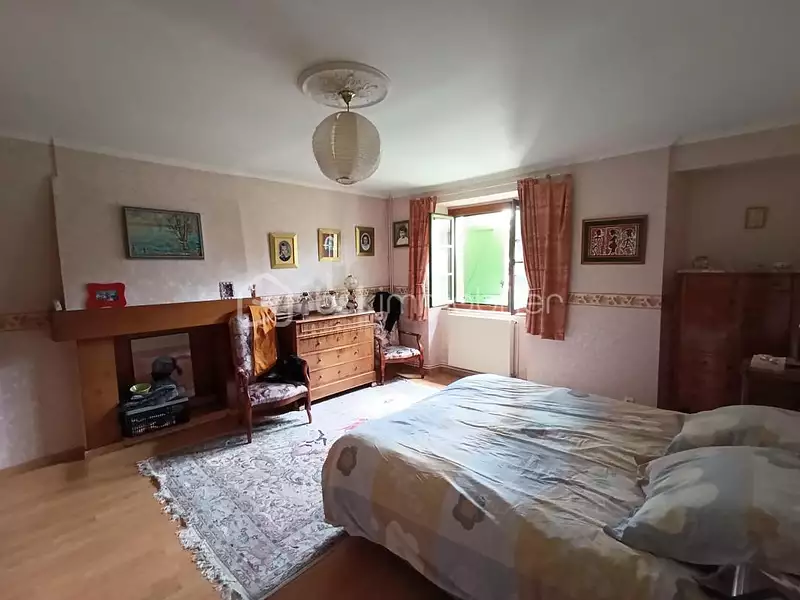 Maison, 186 m²