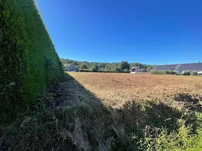 Terrain, 1 760 m²