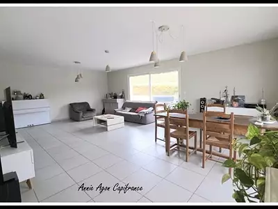 Maison, 145 m²