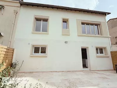 Maison, 99 m²
