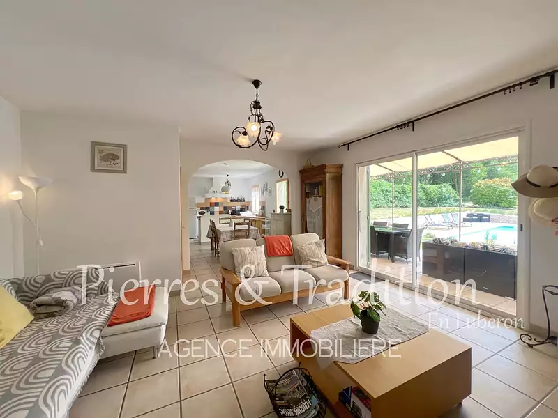 Maison, 122 m²