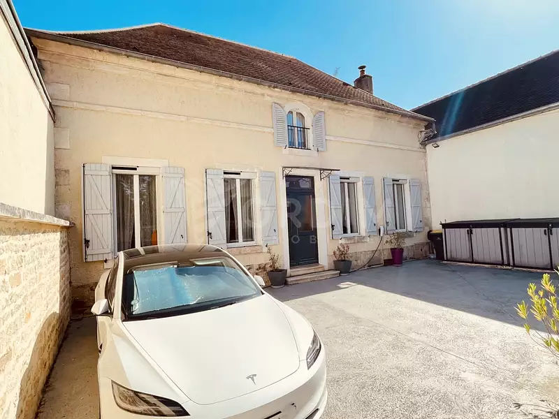 Maison, 163 m²