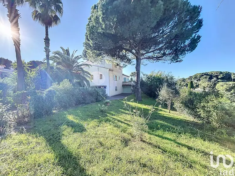 Maison, 210 m²