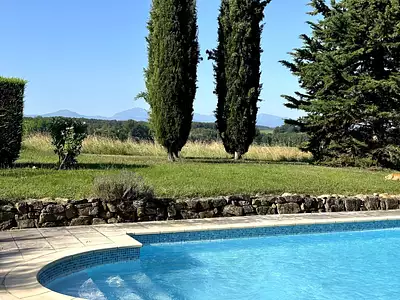 Maison, 225 m²