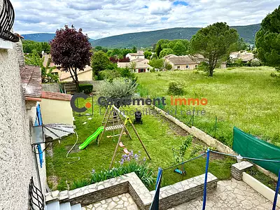 Maison, 196 m²