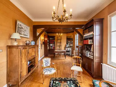 Maison, 240 m²