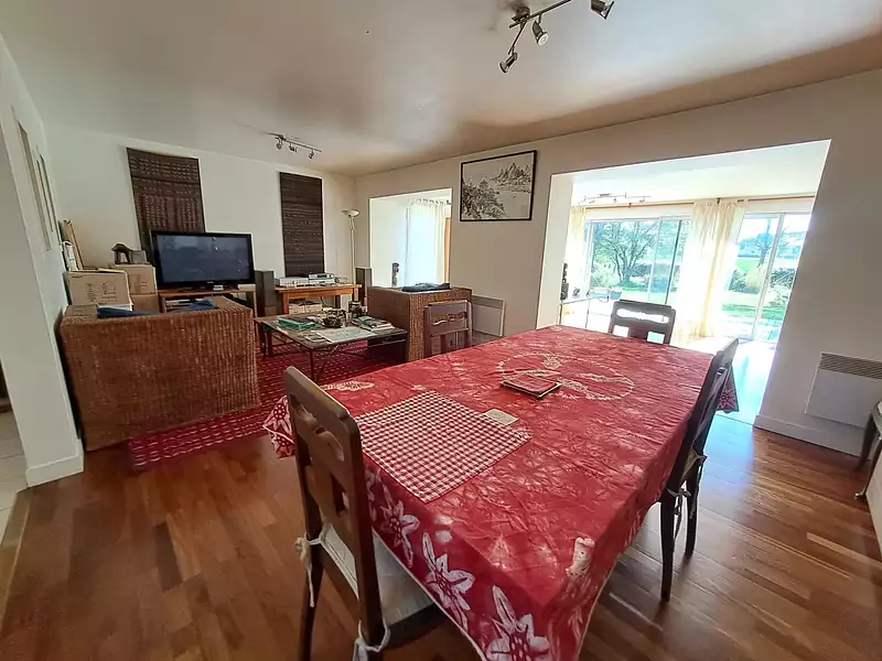 Maison, 164 m²