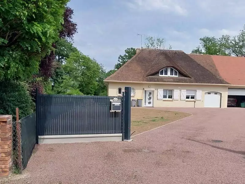 Maison, 180 m²