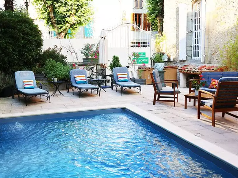 Maison, 746 m²