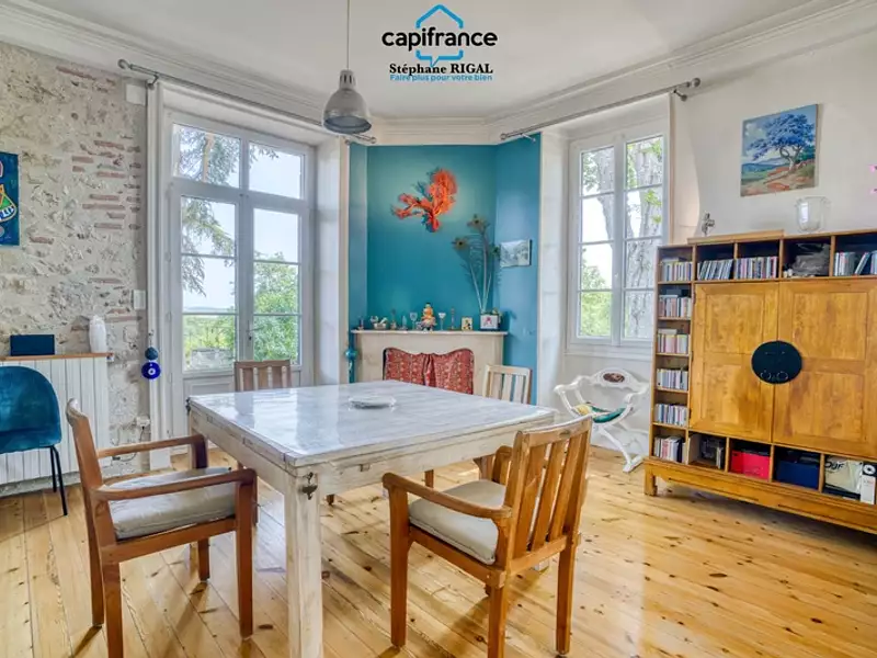Maison, 210 m²