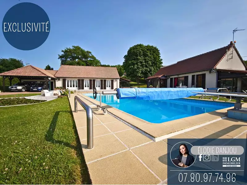 Maison, 160 m²