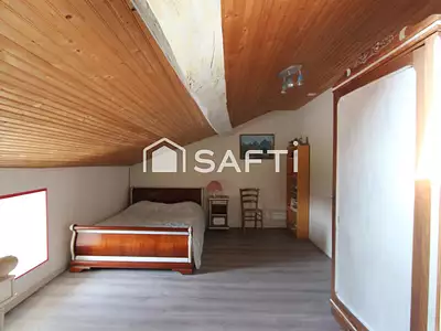 Maison, 166 m²