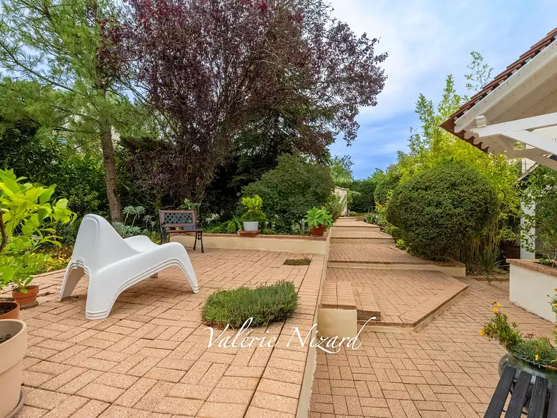 Maison, 205 m²