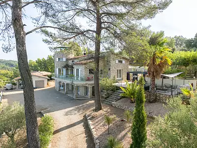 Maison, 231 m²