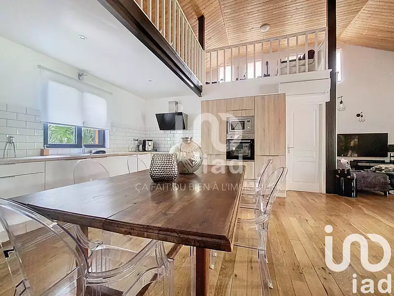 Maison, 165 m²