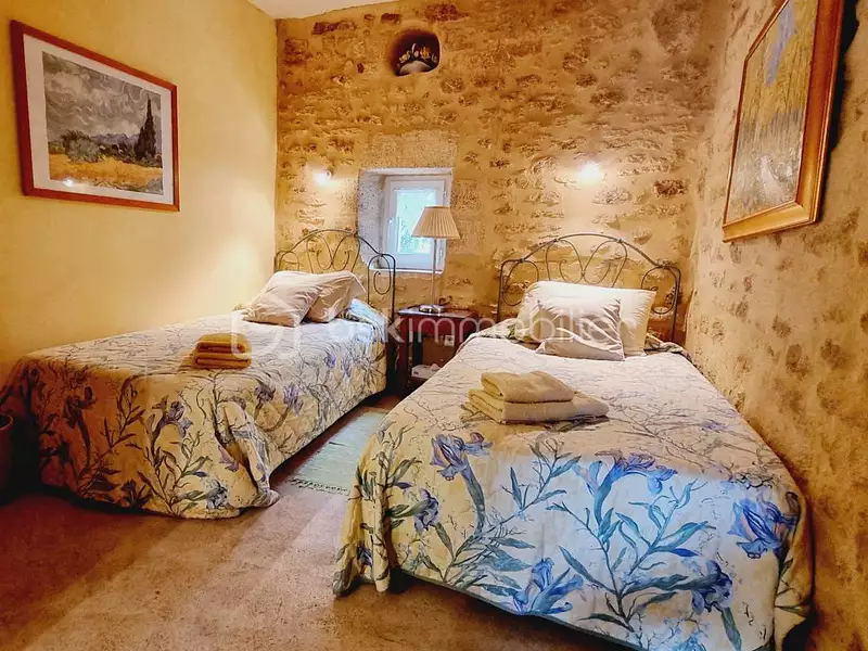 Maison, 190 m²