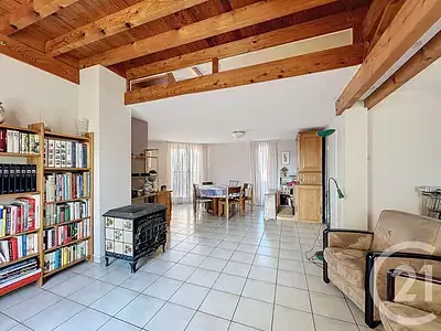 Maison, 117 m²