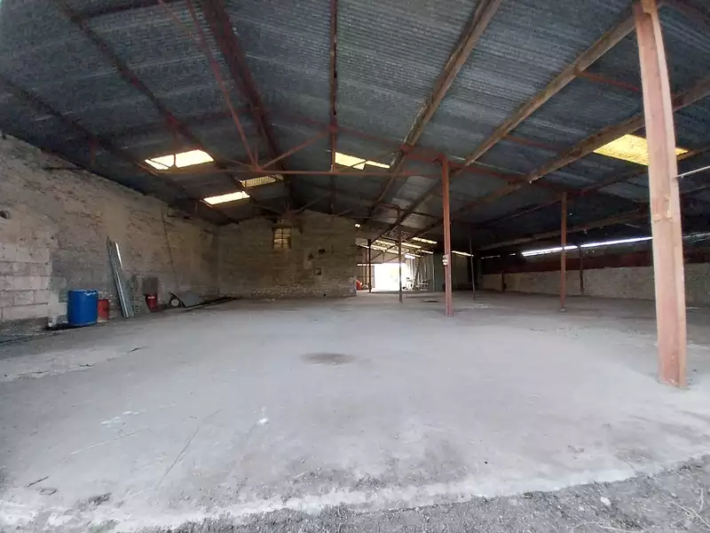Parking, 833 m²