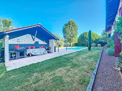 Maison, 322 m²