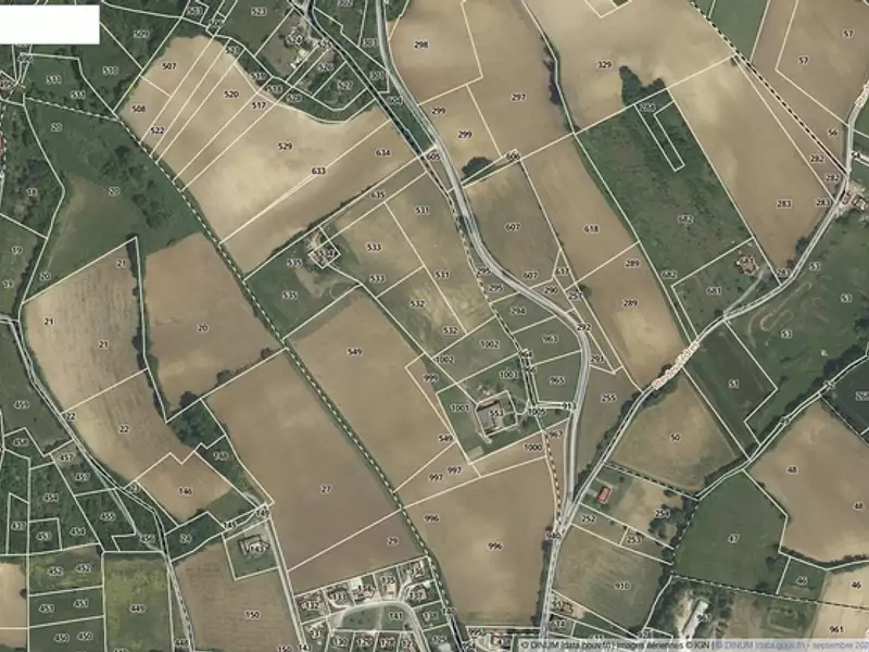 Terrain, 224 020 m²