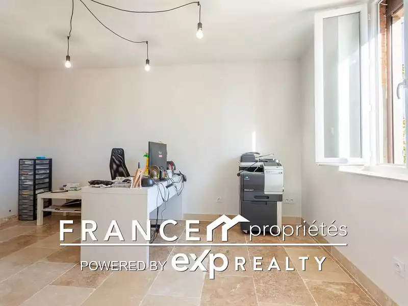 Maison, 283 m²