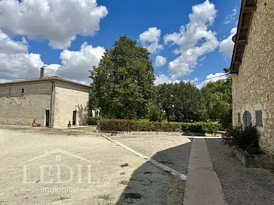 Maison, 238 m²