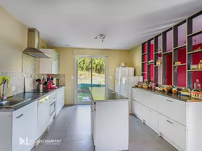 Maison, 169 m²