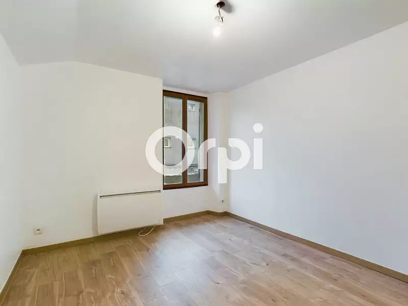 Maison, 168 m²