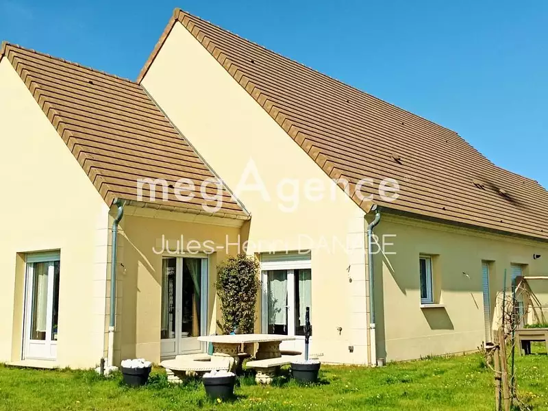Maison, 223 m²
