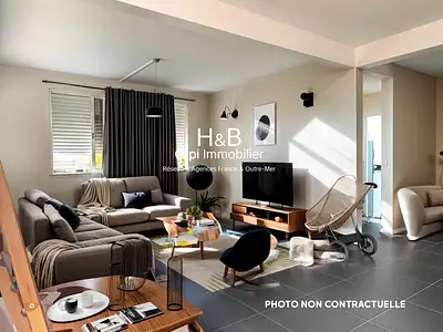 Maison, 248 m²