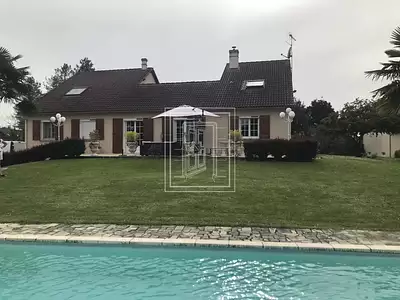 Maison, 169 m²
