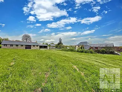 Maison, 325 m²
