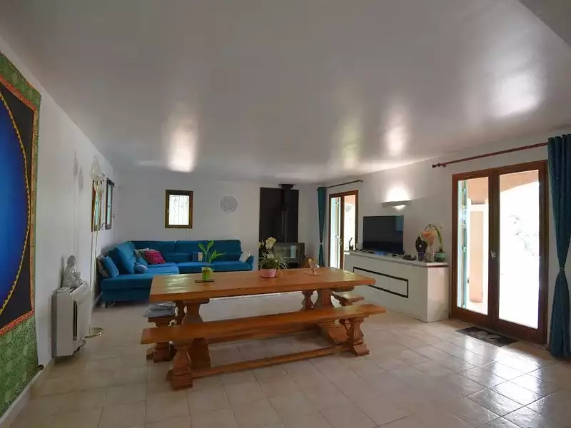 Maison, 180 m²
