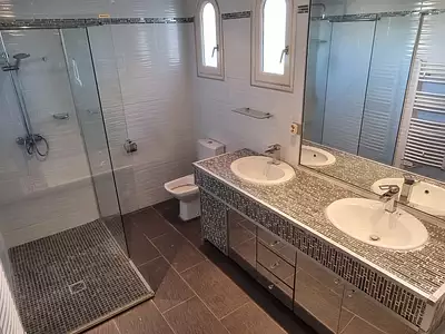 Maison, 165 m²
