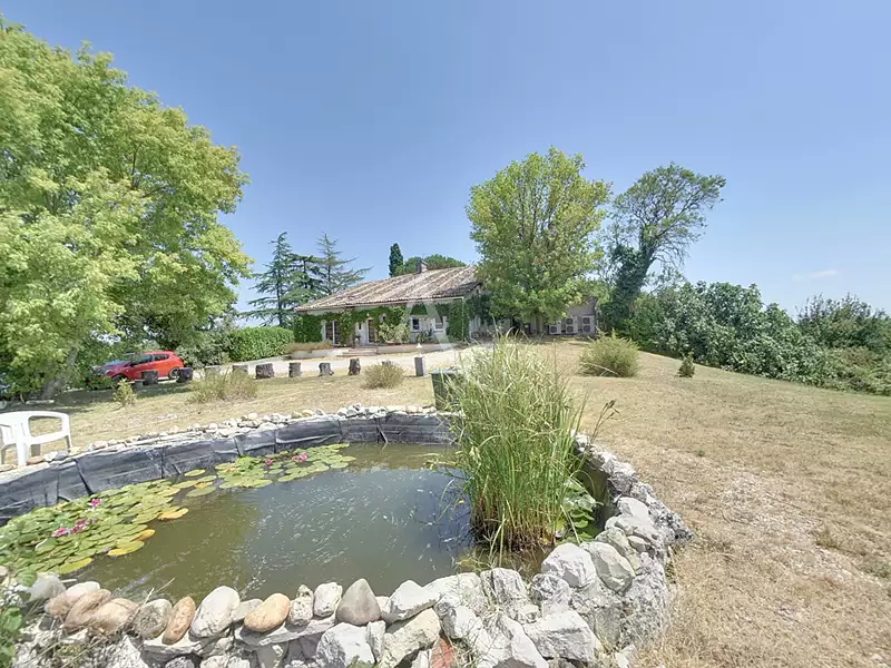 Maison, 400 m²