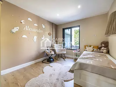 Maison, 184 m²