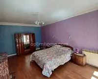Maison, 210 m²