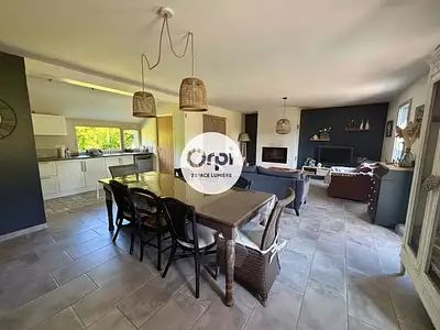 Maison, 146 m²