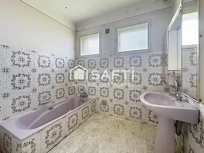 Maison, 210 m²