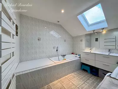 Maison, 210 m²