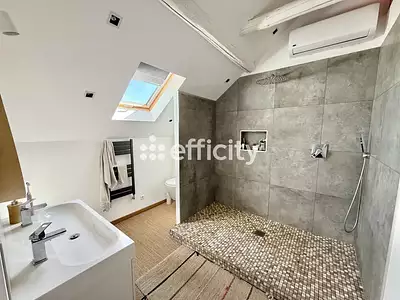 Maison, 190 m²