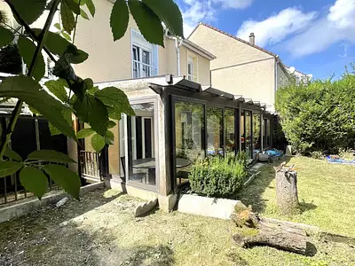 Maison, 147 m²