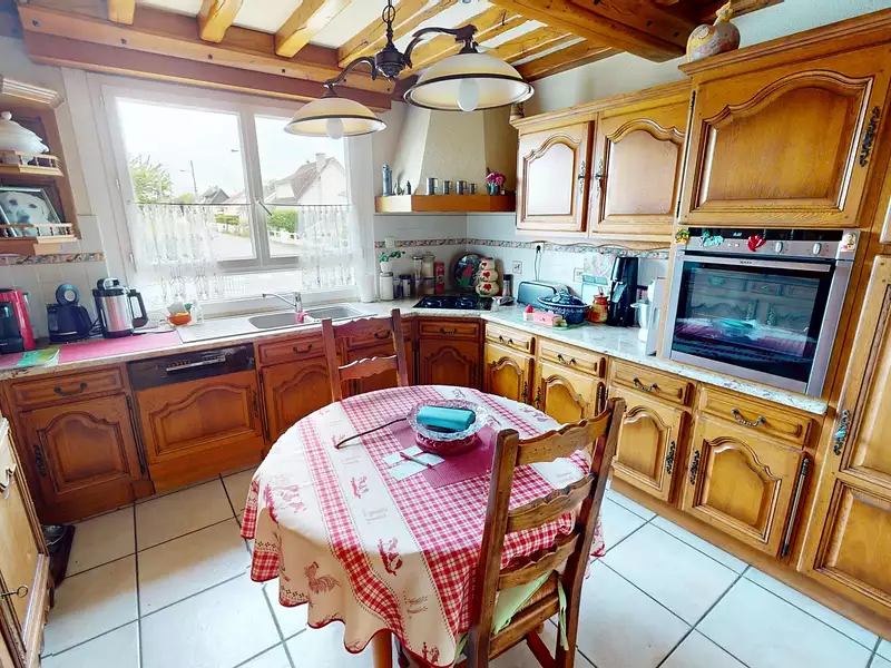 Maison, 170 m²