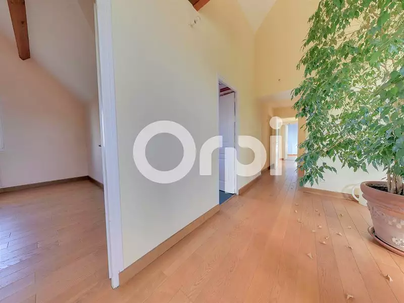 Maison, 200 m²